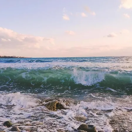Sweet Coral Bay, Sea View, Coral Bay, Near بييا